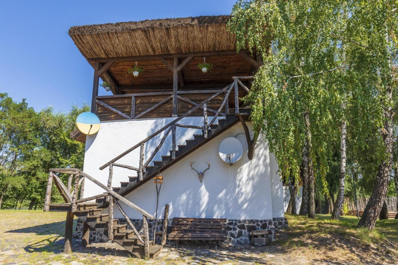 Гостинний Двір На Хуторі Хрещатик Ngoại thất bức ảnh